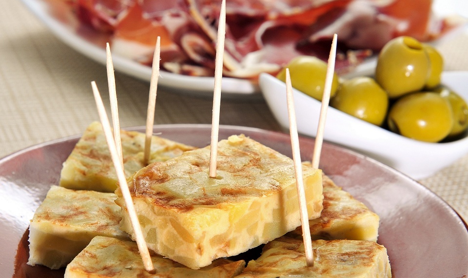 Tapas, Ocio y Tiempo Libre, Comer Las mejores para tapear gratis. Las mejores ciudades de España para ir de tapas. Las mejores ciudades de España para comer tapas. ¿De pintxos o de tapas? Estas son las mejores ciudades.<br />
ciudades tapas gratis. tapeo españa. mejores sitios para tapear. Las rutas de tapeo más famosas de España y dónde tapear. Las mejores tapas de España. Las mejores ciudades de España para tapear. ciudades para ir de tapas gratis en España. La mejor ciudad de España para tapear.