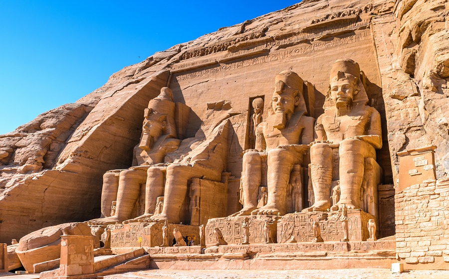 Ofertas Viaje a Egipto Descuentos Circuitos por Egipto. Vacaciones al mejor precio: circuito por Egipto visitando el Cairo, con crucero por el Nilo y Abu Simbel durante 8 días. Egipto al completo, 8 días con todo incluido. Circuitos por Egipto. Ofertas Viaje a Egipto. Viajes Organizados Egipto. Circuitos y Viajes Organizados a Egipto. Circuito Egipto desde Barcelona. Circuito Egipto desde Madrid. Circuito Egipto todo incluido. Viajes a Egipto baratos 2x1. El mejor viaje organizado a Egipto. Viajes a Egipto baratos 2x1. Viaje a Egipto precio 2 personas.