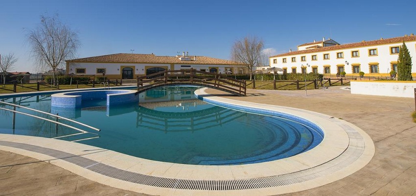 FINDE EN VILLANUEVA DE LA SERENA (BADAJOZ): 2 NOCHES HOTEL RURAL 4* CON DESAYUNO POR SÓLO 50€