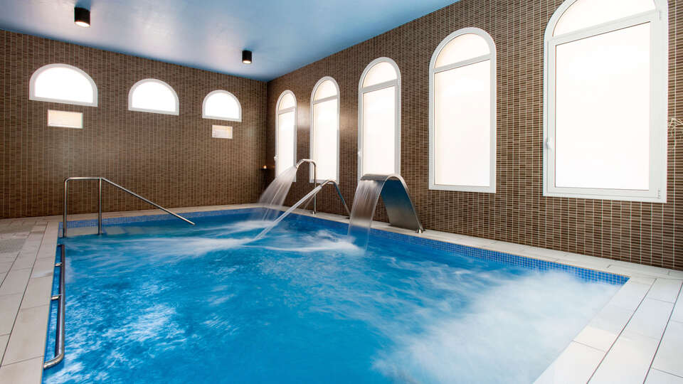 Promociones Hotel Balneario Vichy Catalan ‎Escapada Bienestar 2024. Hotel Balneari Vichy Catalan Caldes de Malavella ofertas alojamiento con circuito termal. Oferta escapada relax con spa en el Balneario Vichy Catalán.