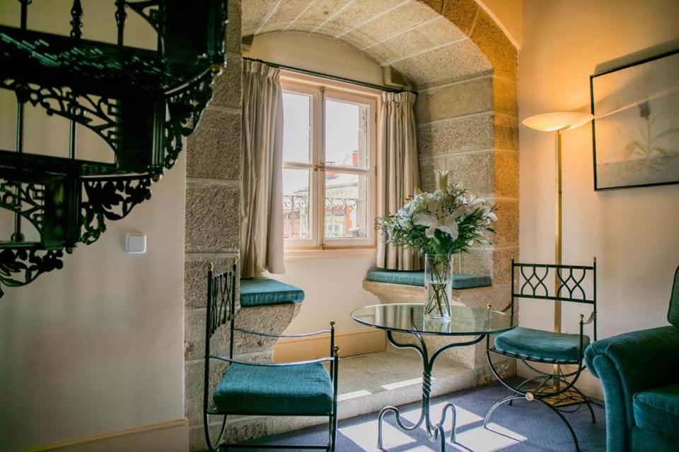 Hotel Palacio de Los Velada 4* Descuento Estancias con Cena Palacio de los Velada, Ávila ofertas lujoso hotel junto a la catedral de Ávila descuento Hotel Palacio de Los Velada desde 62,50€ con desayuno y cena incluida. Palacio de los Velada como llegar. Hotel Palacio los veladas Ávila ofertas Hotel Velada promociones Hotel Palacio Ávila